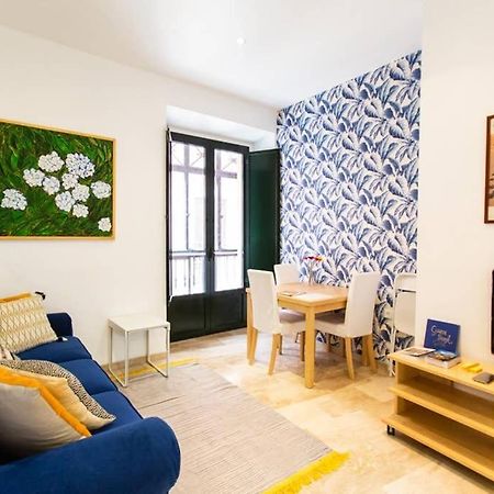 Cheap & Chic In The Center Of Sevilla Bagian luar foto