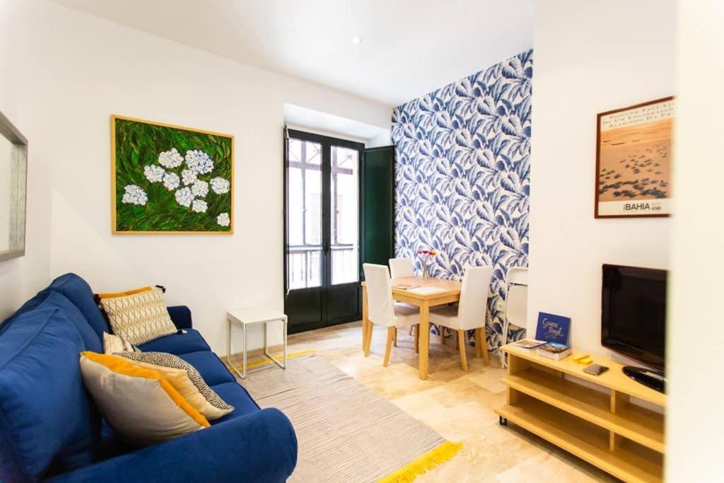 Cheap & Chic In The Center Of Sevilla Bagian luar foto